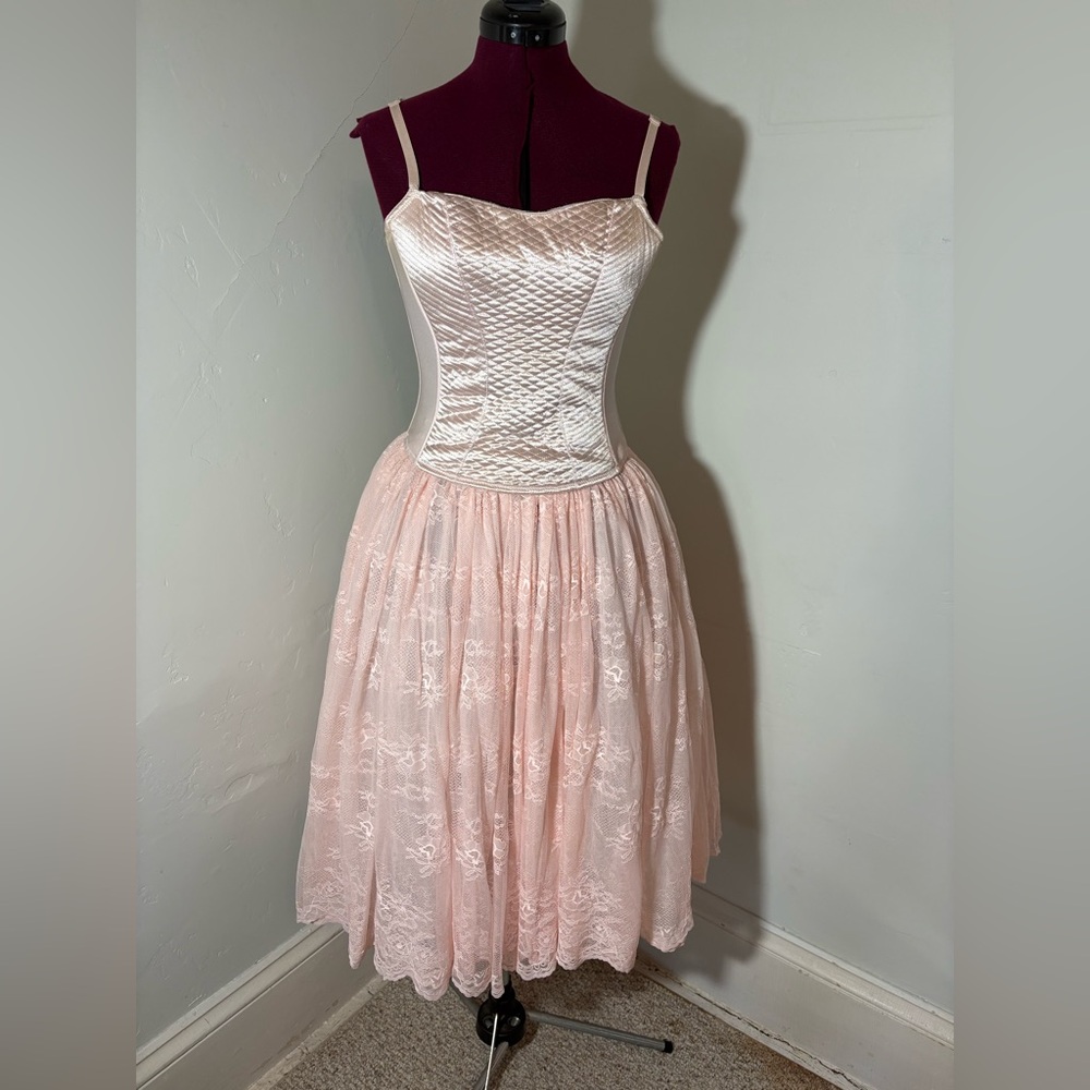 Ballet pink corset top with attached floaty tulle tutu 34 B retired costume